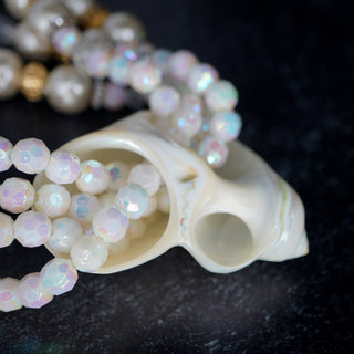 Elegant Ocean’s Majesty: Layered Shell necklace featuring faux pearls and unique shell design, perfect for any occasion.