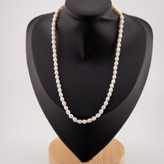 Vintage 16-Inch Freshwater Pearl Necklace with Faux Pearl Accent Clasp