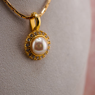 Vintage Roman Faux Pearl Halo Pendant on Monet Chain (20”)