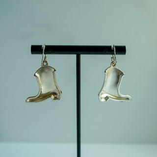 Vintage American Flag Cowboy Boot Drop Dangle Earrings in Silvertone