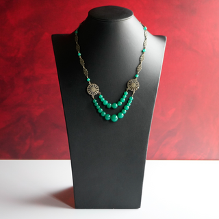 Art Deco Vintage Necklace with Green Beads and Filigree Accents