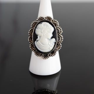 Classic Faux Cameo Ring with Ornate Edge Size 7.5