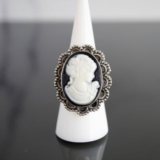 Classic Faux Cameo Ring with Ornate Edge Size 7.5
