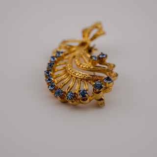Vintage Austrian Prong Set Sparkly Blue Rhinestone Gold Tone Spray Brooch