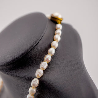 Vintage 16-Inch Freshwater Pearl Necklace with Faux Pearl Accent Clasp