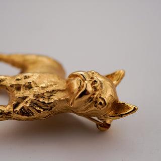 Vintage Crown Trifari Sculptural Bulldog Brooch in Rich Goldtone