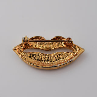 Vintage Rhinestone Lips Brooch in Goldtone