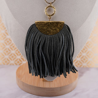 Vintage Long Fringe Pendant Necklace with Hammered Goldtone Accents (33–36”)