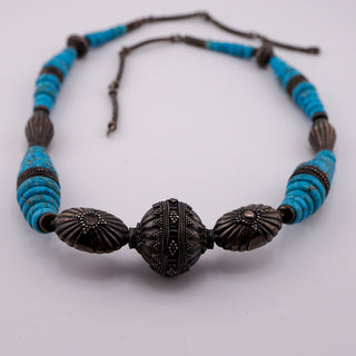 Antique Graduated Turquoise Necklace with Ornate Silver-Tone Beads (25”, 96g)