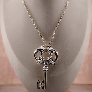 Vintage Sterling Rococo Key Pendant on Italian 925 Chain (56g)