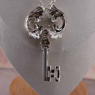 Vintage Sterling Rococo Key Pendant on Italian 925 Chain (56g)