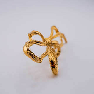 Vintage Crown Trifari Goldtone Ribbon Bow Brooch