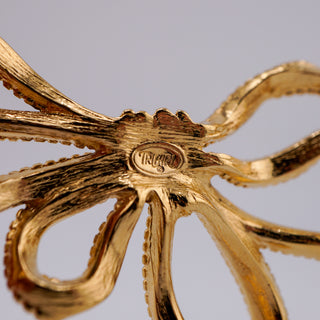 Vintage Crown Trifari Goldtone Ribbon Bow Brooch
