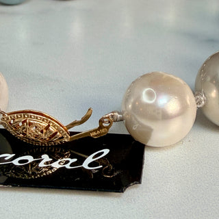 Lucoral 14K Gold Clasp Graduated Pearl Necklace (Original Tag)