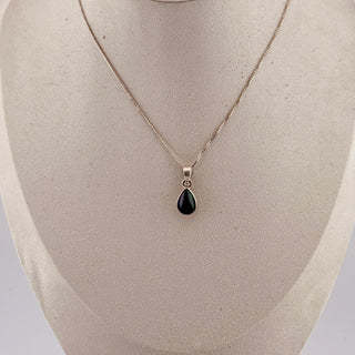 Sterling Silver Teardrop Maw Sit Sit Pendant Necklace