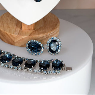 Vintage Sapphire Blue Rhinestone Parure (Necklace, Bracelet & Earrings)