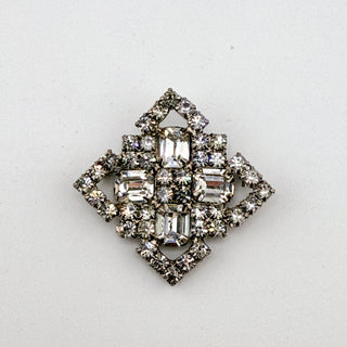 Unmarked Vintage Rhinestone Diamond-Shaped Brooch • Art Deco Style • 1.25”