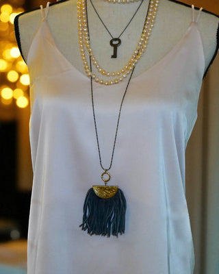 Vintage Long Fringe Pendant Necklace with Hammered Goldtone Accents (33–36”)