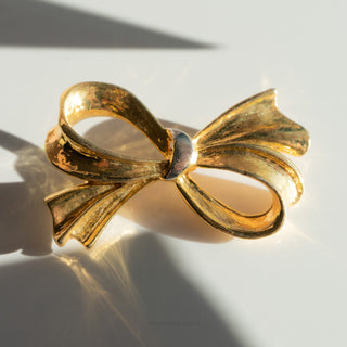 Mid Century Vintage Bow Brooches in Yellow and Topaz Tones Mixed Lot