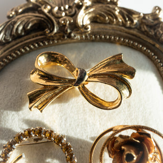 Mid Century Vintage Bow Brooches in Yellow and Topaz Tones Mixed Lot