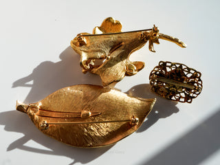 Vintage Mixed Lot Gold Tone Leaf Brooches And Pins Mid Century Collection