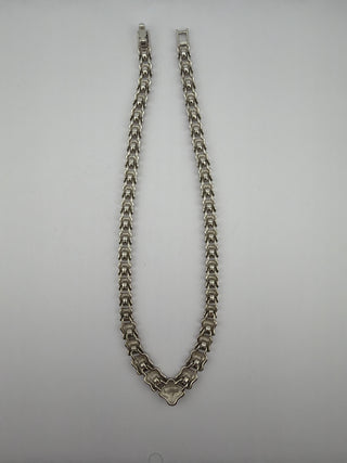 Reserved Grace vintage Monet silver-tone articulated link statement necklace with scalloped clover-inspired segments.
