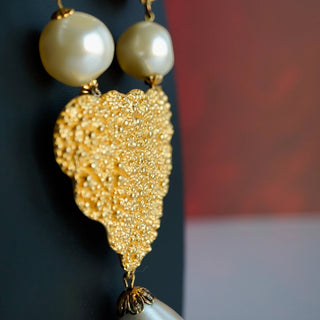 Reserved Grace vintage Marvella gold-tone heart pendant necklace with lustrous faux pearl drop on a 24-inch chain