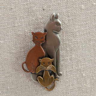 Elegant Cats Tri Color Metal Vintage Brooch MCM Cat Family Pin